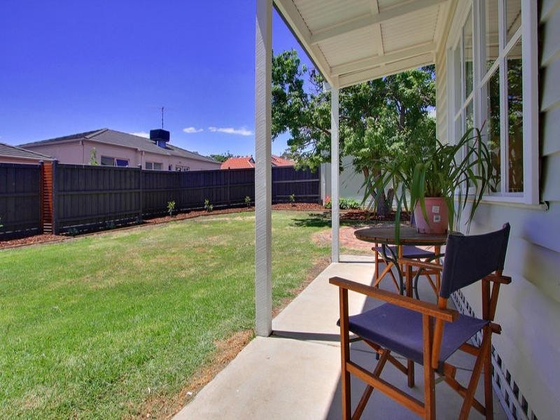 74A Herbert Street, Mornington VIC 3931