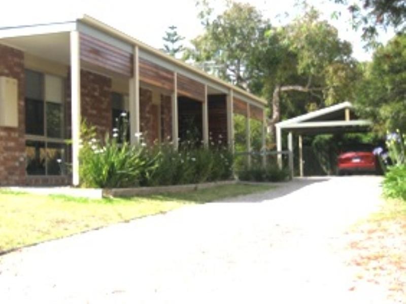 12 Wandella Road, Mornington VIC 3931