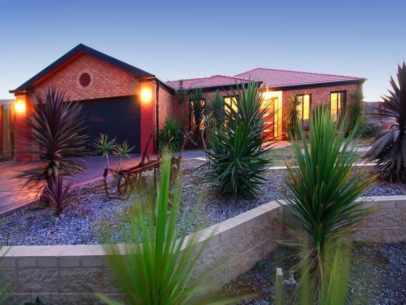 11 Antony Drive, Mornington VIC 3931