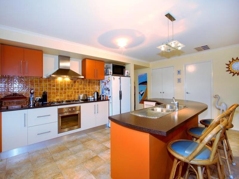 11 Antony Drive, Mornington VIC 3931