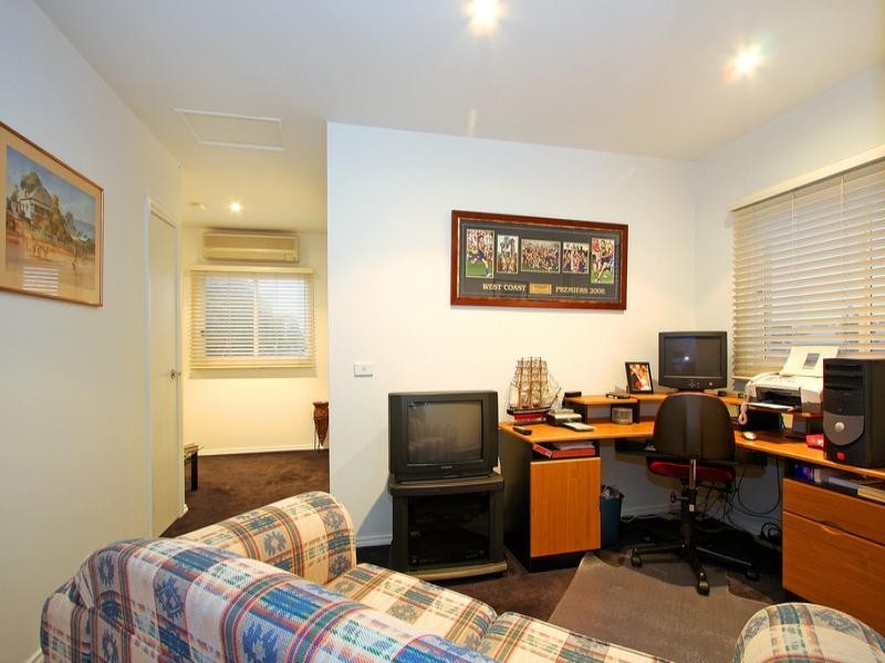 3/10 Surrey Street, Mornington VIC 3931