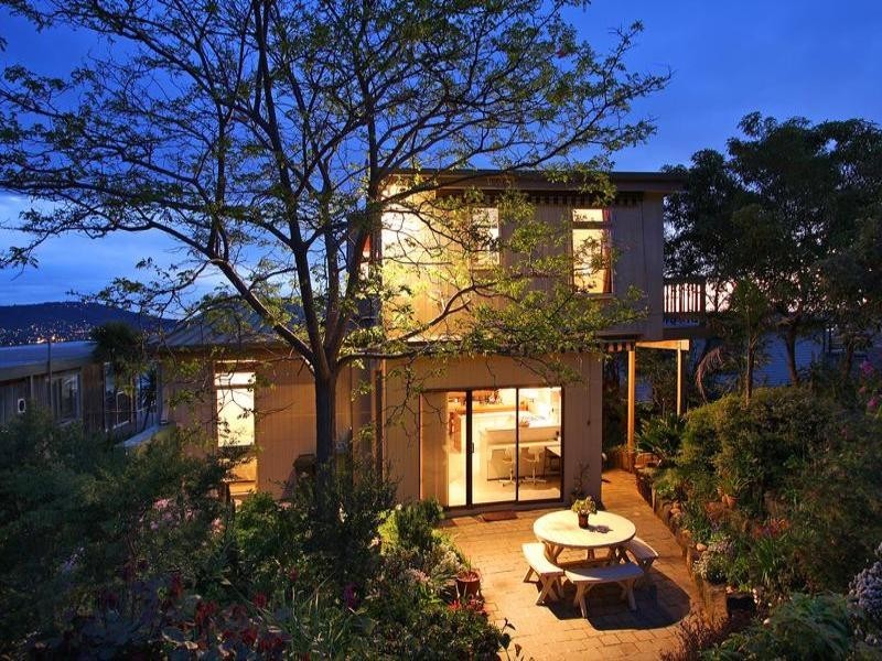 44 Mount Martha Road, Mount Martha VIC 3934