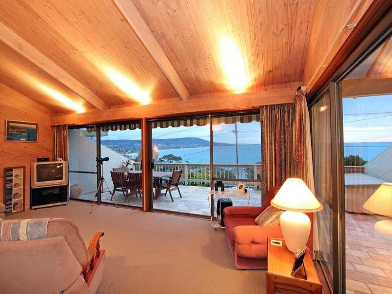 44 Mount Martha Road, Mount Martha VIC 3934