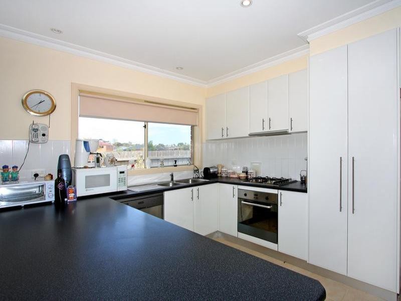 3/30 Adelaide Street, Mornington VIC 3931