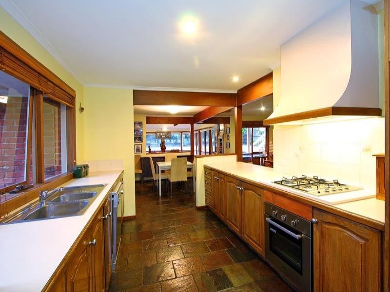 7 Jacaranda Crescent, Mornington VIC 3931