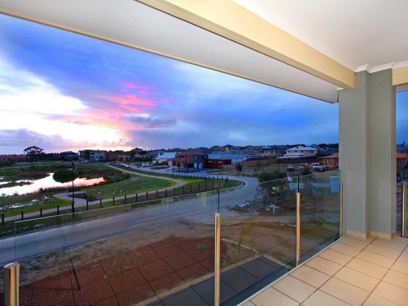 9 Reflections Way, Mornington VIC 3931