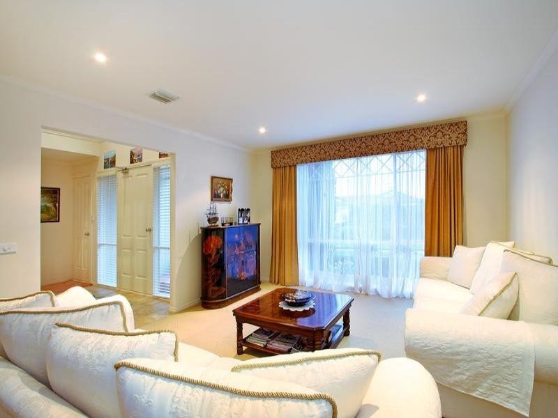 5 Samantha Drive, Mornington VIC 3931