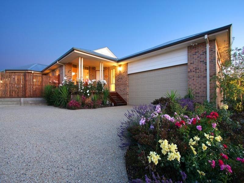 2 Ben Drive, Mornington VIC 3931