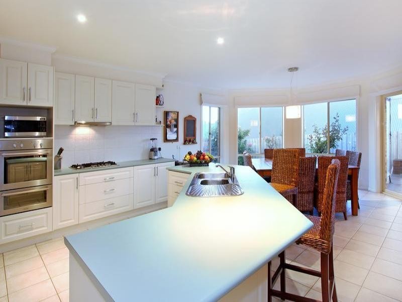 2 Ben Drive, Mornington VIC 3931