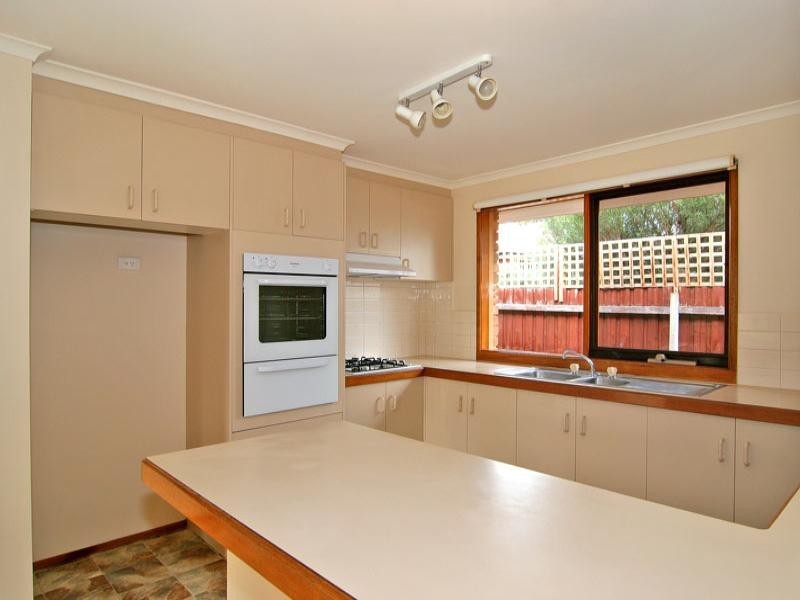 14 St Catherines Court, Mornington VIC 3931