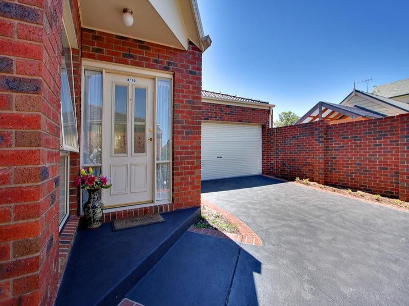 3/19 Venice Street, Mornington VIC 3931