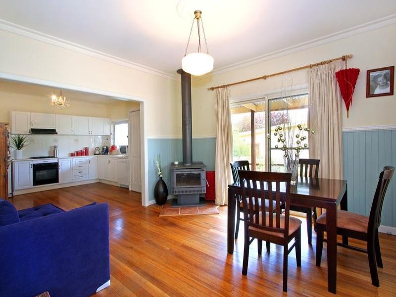 44 Van Ness Avenue, Mornington VIC 3931