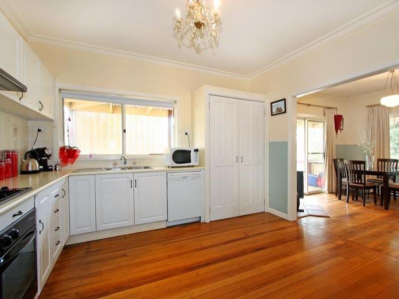 44 Van Ness Avenue, Mornington VIC 3931