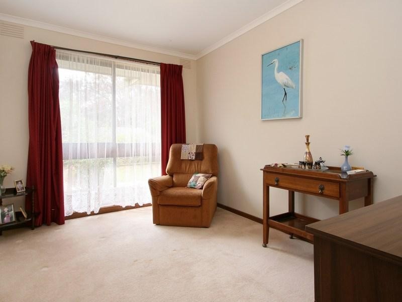 4/8 Van Ness Avenue, Mornington VIC 3931