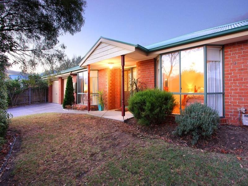 11 Wensley Close, Mornington VIC 3931