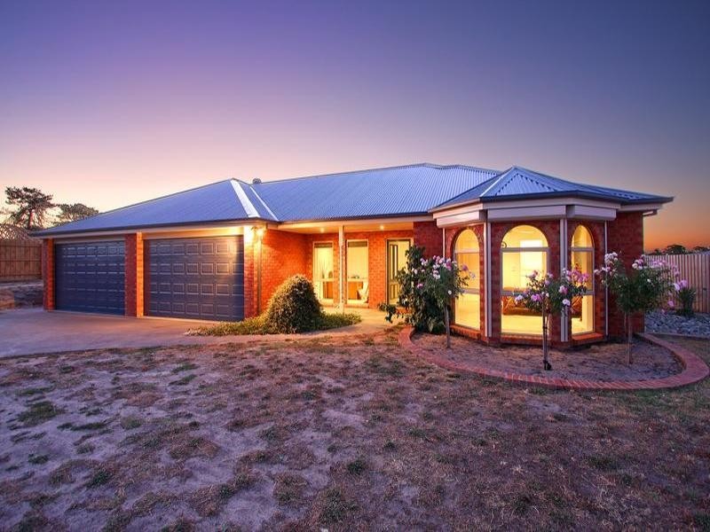 21 Brimbrim Crescent, Mornington VIC 3931