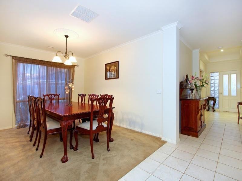 21 Brimbrim Crescent, Mornington VIC 3931