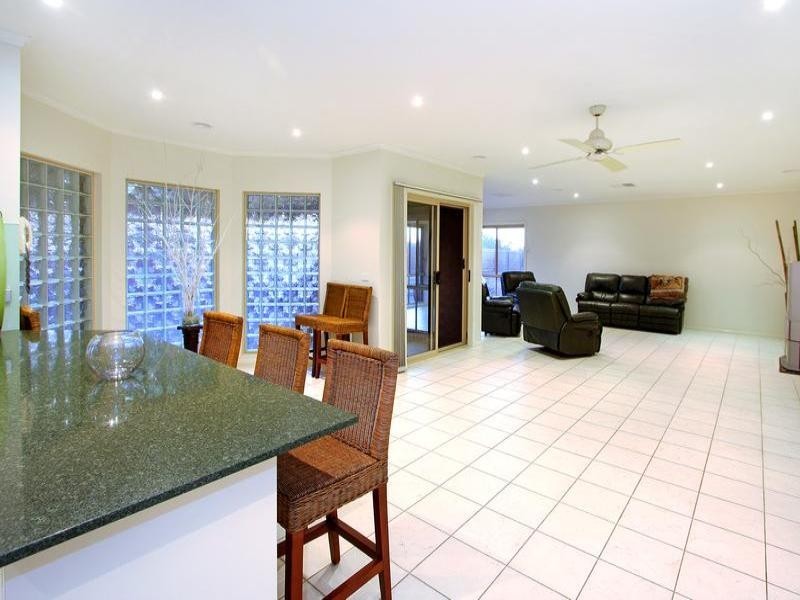 21 Brimbrim Crescent, Mornington VIC 3931