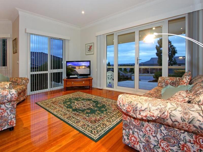 51 Escarpment Drive, Frankston South VIC 3199