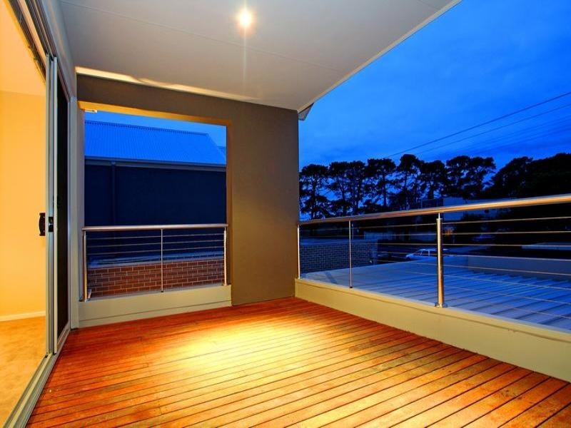 1/62-64 Wilsons Road, Mornington VIC 3931