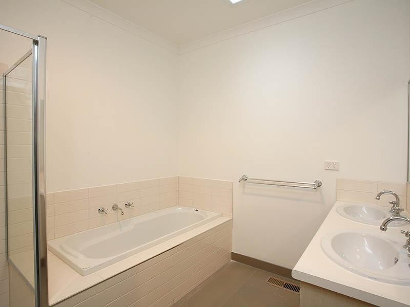 11 Davey Avenue, Dromana VIC 3936