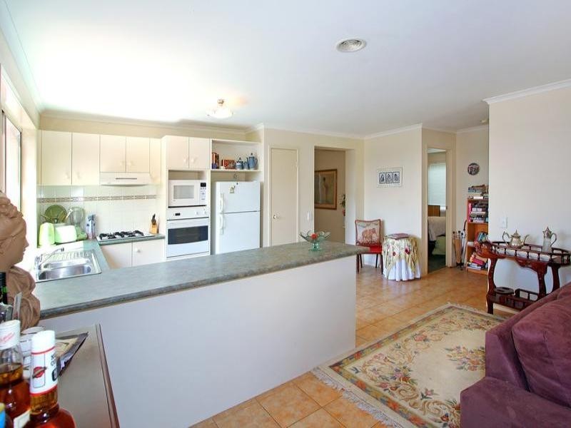 31 Coveside Avenue, Safety Beach VIC 3936