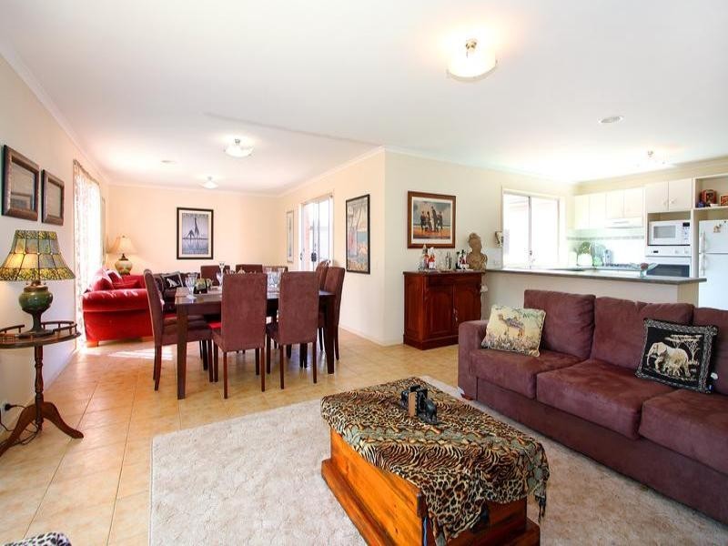 31 Coveside Avenue, Safety Beach VIC 3936