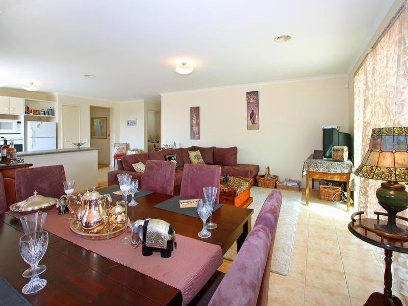 31 Coveside Avenue, Safety Beach VIC 3936