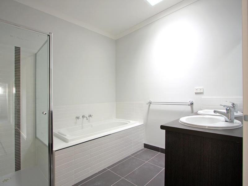 1/145 Palmerston Avenue, Dromana VIC 3936