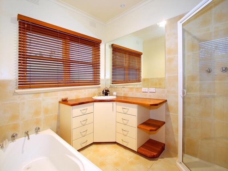 37 Bruce Road, Mount Martha VIC 3934