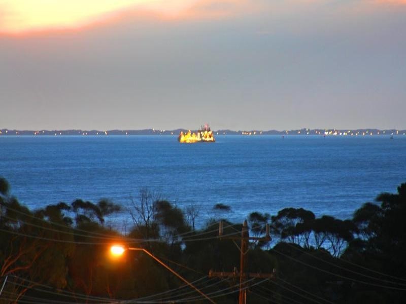 37 Bruce Road, Mount Martha VIC 3934