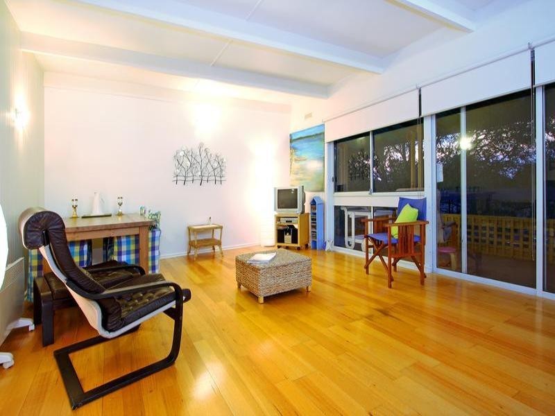 2/39 Alameda Avenue, Mornington VIC 3931