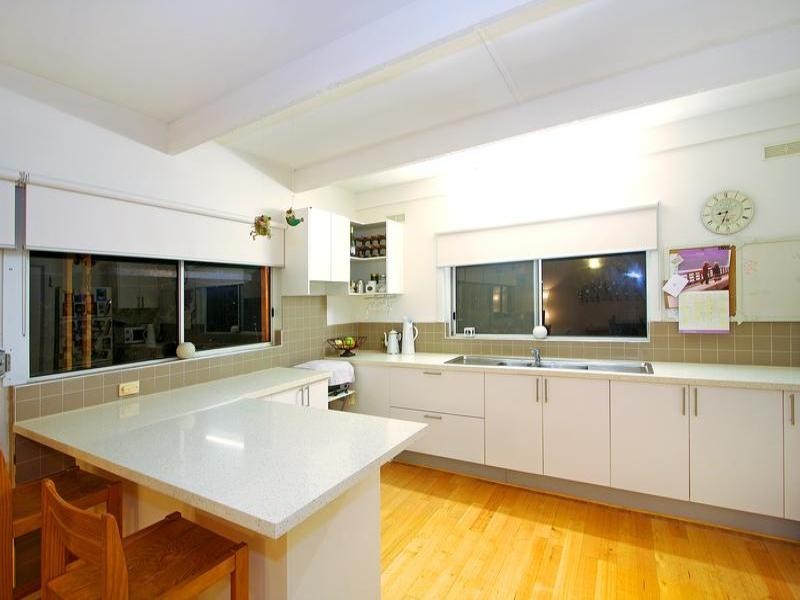 2/39 Alameda Avenue, Mornington VIC 3931