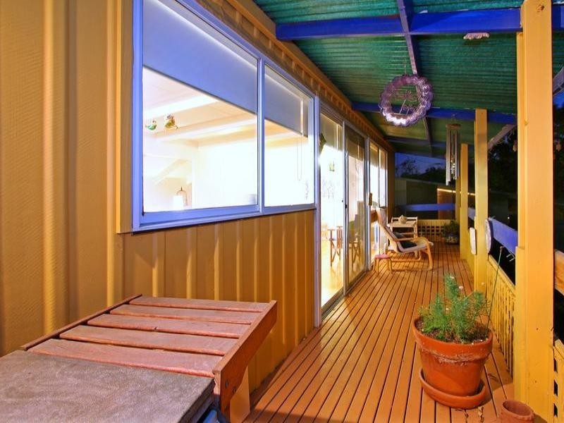 2/39 Alameda Avenue, Mornington VIC 3931