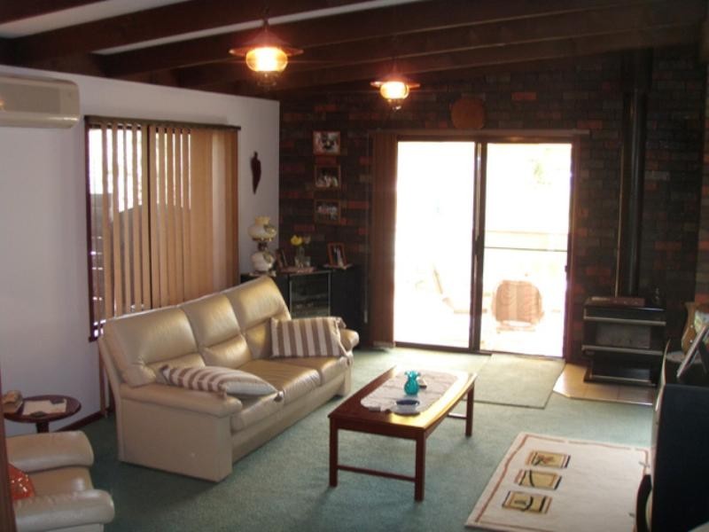 14 Iris Street, Dromana VIC 3936