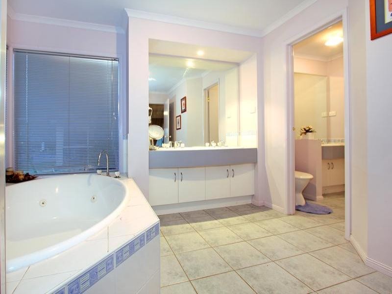 91 Victoria Street, Safety Beach VIC 3936