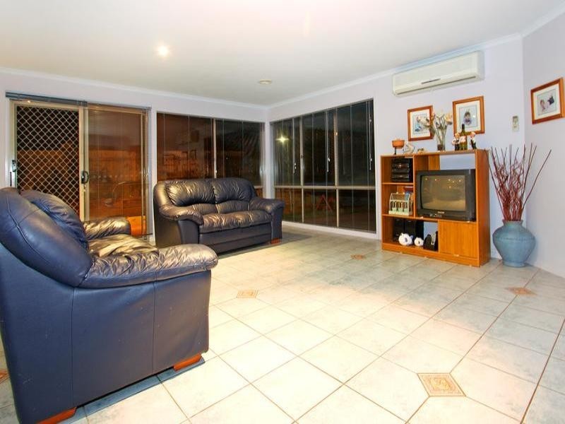91 Victoria Street, Safety Beach VIC 3936