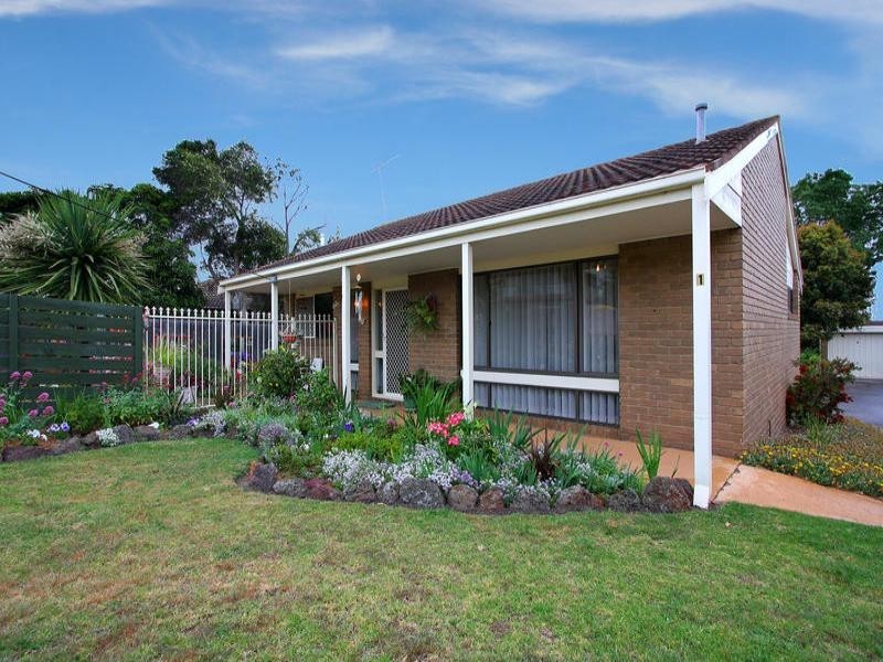 1/11 Mitchell Street, Mornington VIC 3931