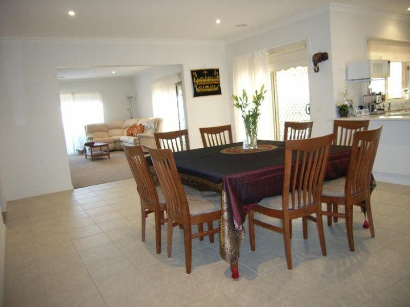 4 Brimbrim Crescent, Mornington VIC 3931