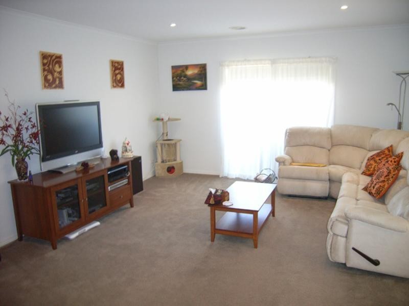 4 Brimbrim Crescent, Mornington VIC 3931