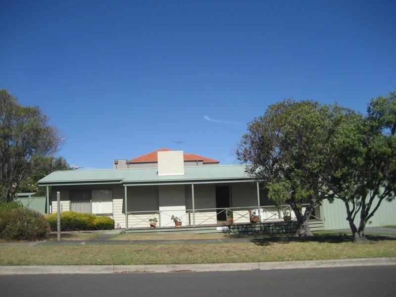 35 Nunns Road, Mornington VIC 3931