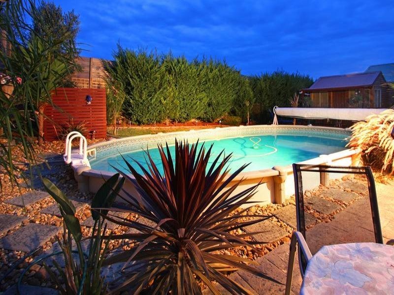 22 Waltham Drive, Mornington VIC 3931