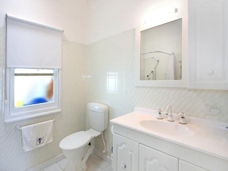 24 Kent Street, Mornington VIC 3931