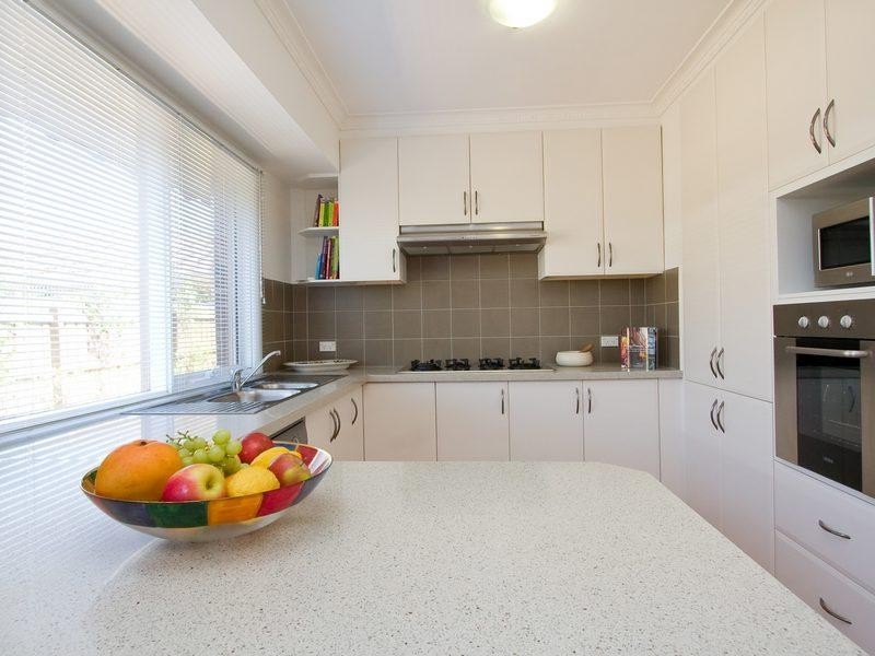 2/42 Tanti Avenue, Mornington VIC 3931