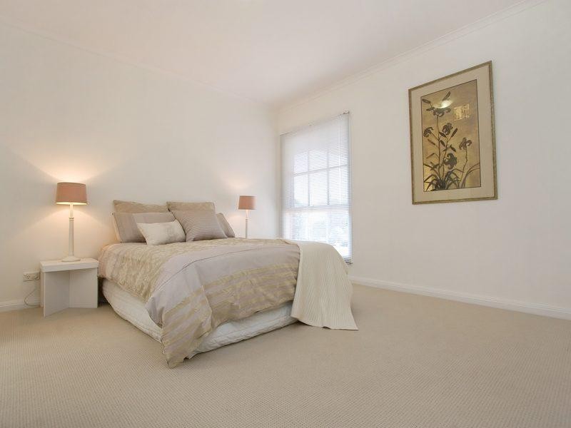 2/42 Tanti Avenue, Mornington VIC 3931