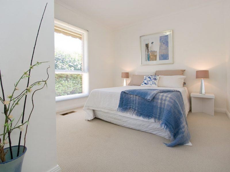 2/42 Tanti Avenue, Mornington VIC 3931