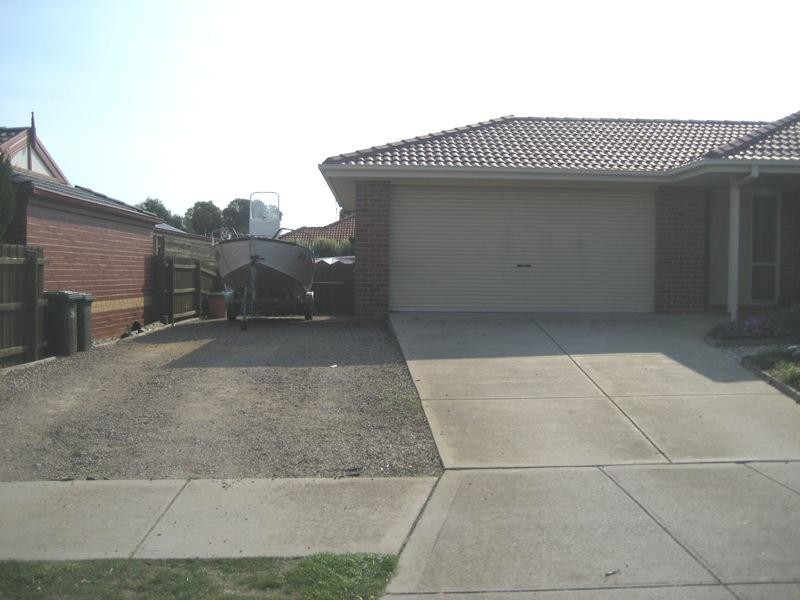 12 Weerona Way, Mornington VIC 3931