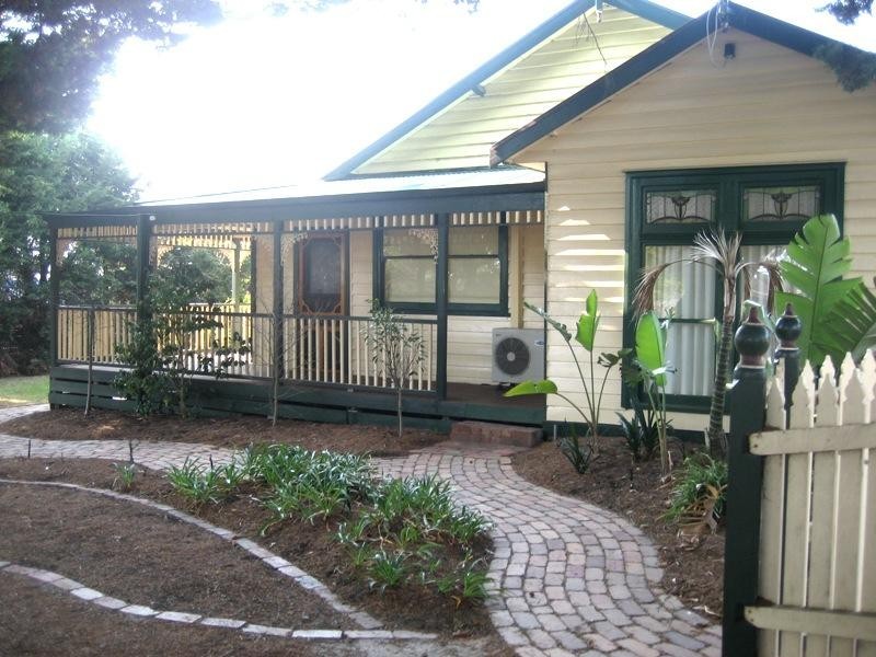 1 Bayview Road, Mornington VIC 3931