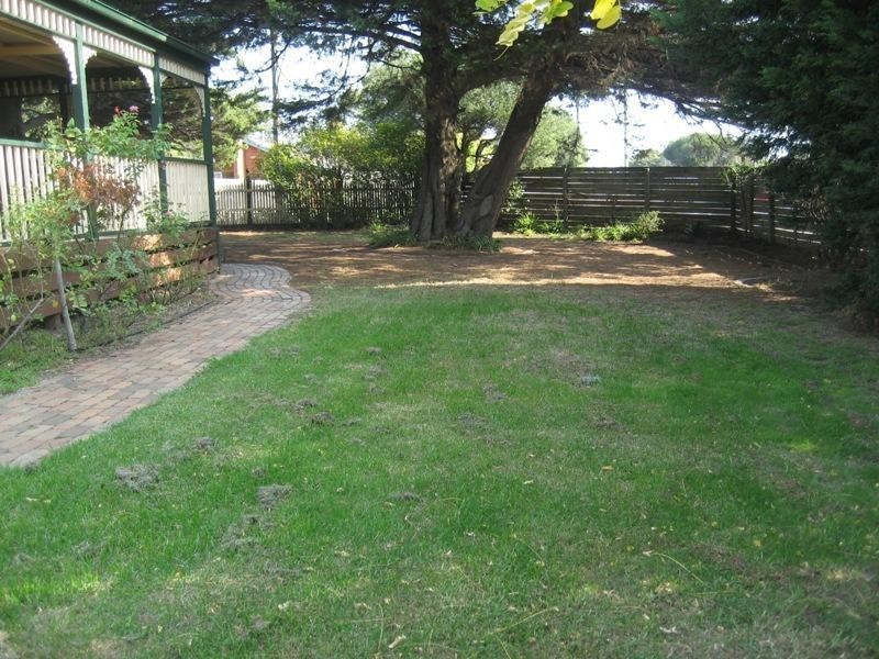 1 Bayview Road, Mornington VIC 3931