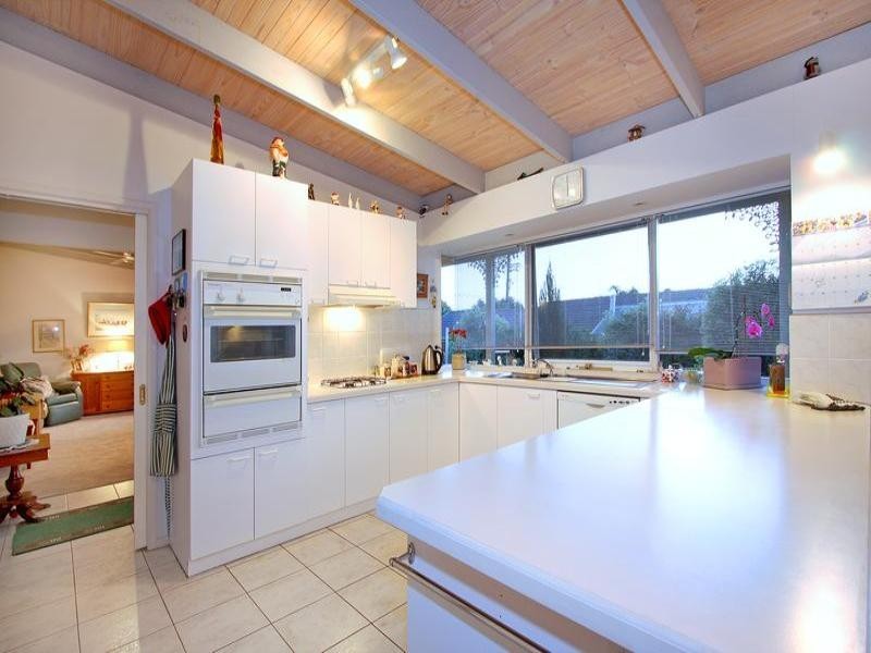 73 Pickings Road, Safety Beach VIC 3936